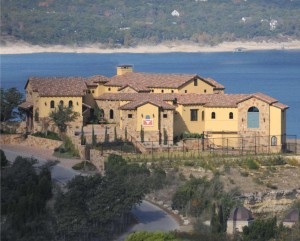 Villa rental exterior Lake Travis Vacation Rental Home